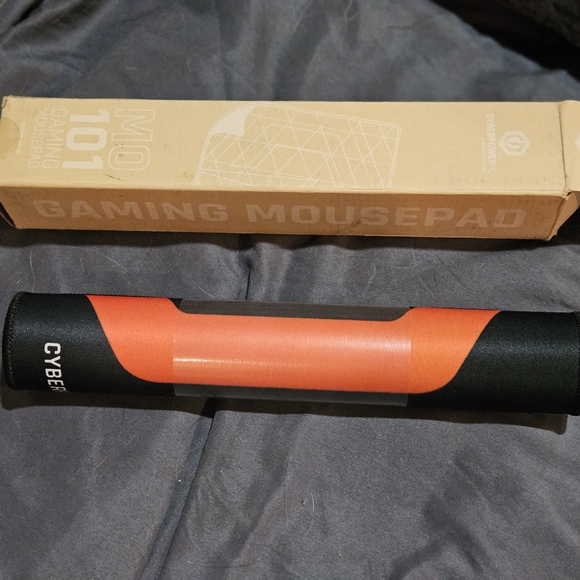 CyberpowerPC Gaming Mousepad - Black and Orange NEW MO 101 - Picture 1 of 3